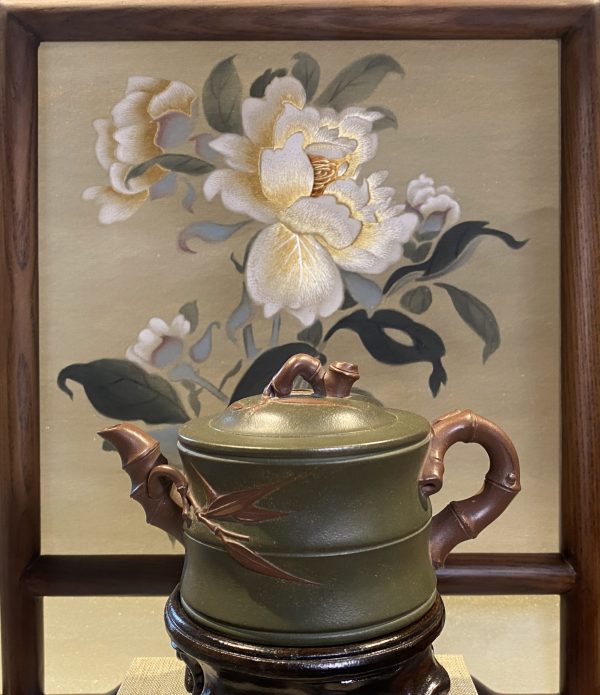 Clay Teapot 0912