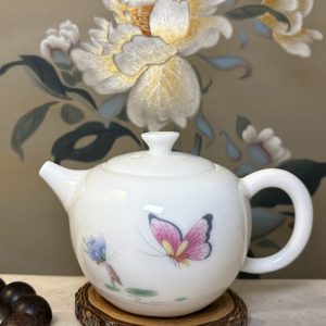Porcelain Tea Pot 白瓷水滴壶