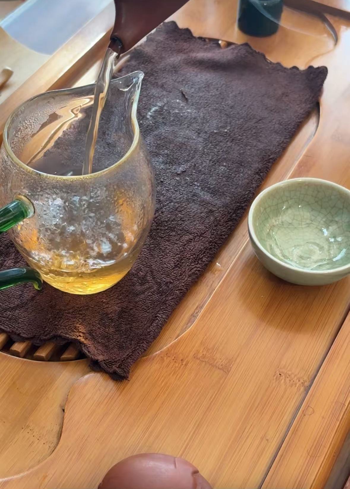 TaoHuaShan Old Tree Raw Puerh-2016 桃花山古树 丙申 桃源饼 - Image 6